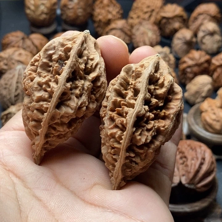 文玩核桃吊坠小涵30