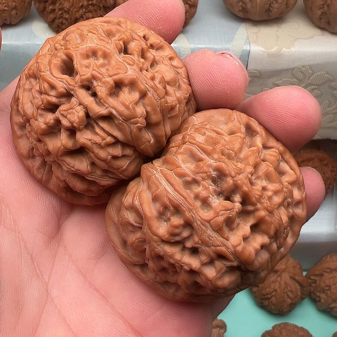 桃核把件尖部有修大水龙47