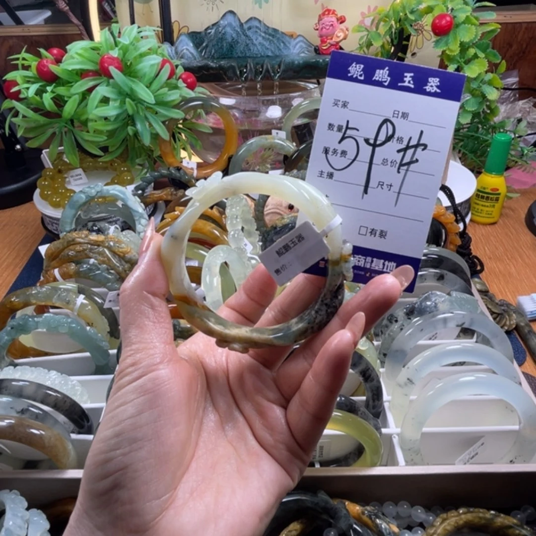 未镶嵌蛇纹石玉手镯
