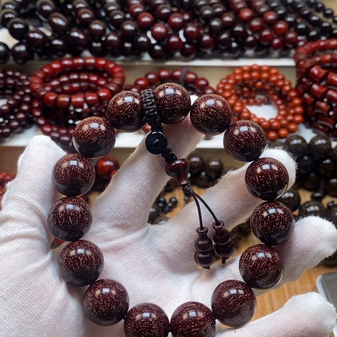 檀香紫檀（小叶紫檀）1.5爆星鸡血红