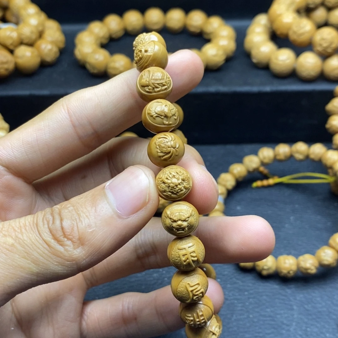 猴头核桃吊坠四大天王