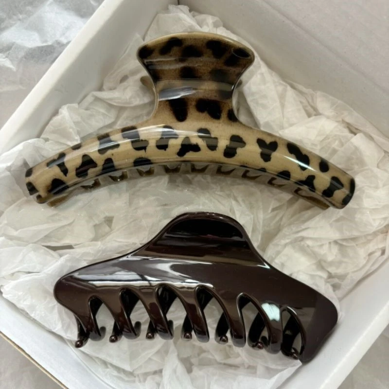 复古气质豹纹抓夹高级感发夹简约发量多后脑勺盘发抓鲨鱼夹子发饰