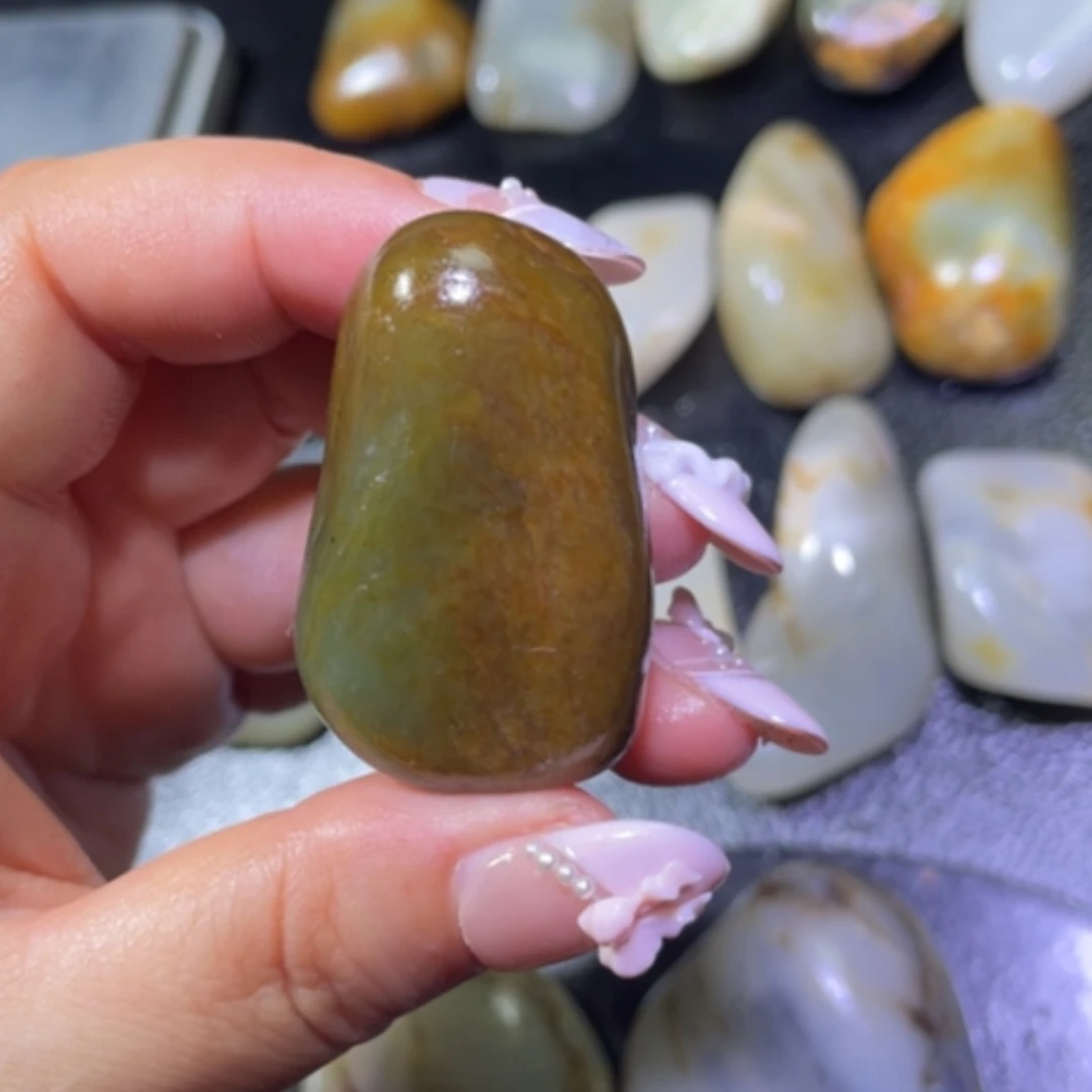 【闪购商品】颈饰未镶嵌和田玉