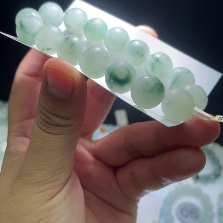 未镶嵌定制翡翠翡翠卡12