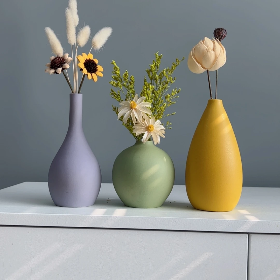 摆件陶瓷小花瓶摆件含花总高约20-30cm