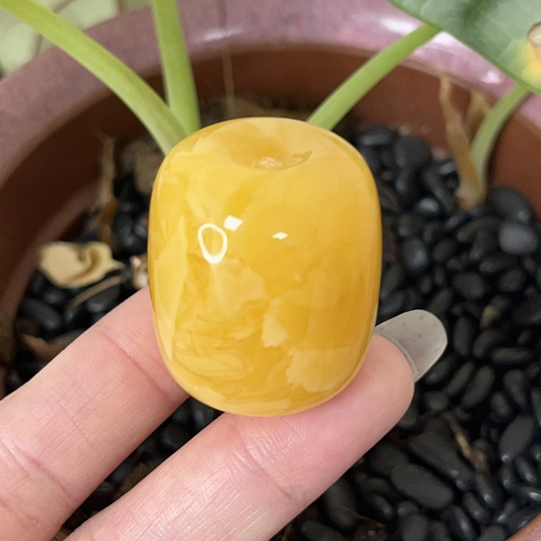 天然原矿无优化无烤色无补胶无煮蜜无辐照蜜蜡吊坠（1211）