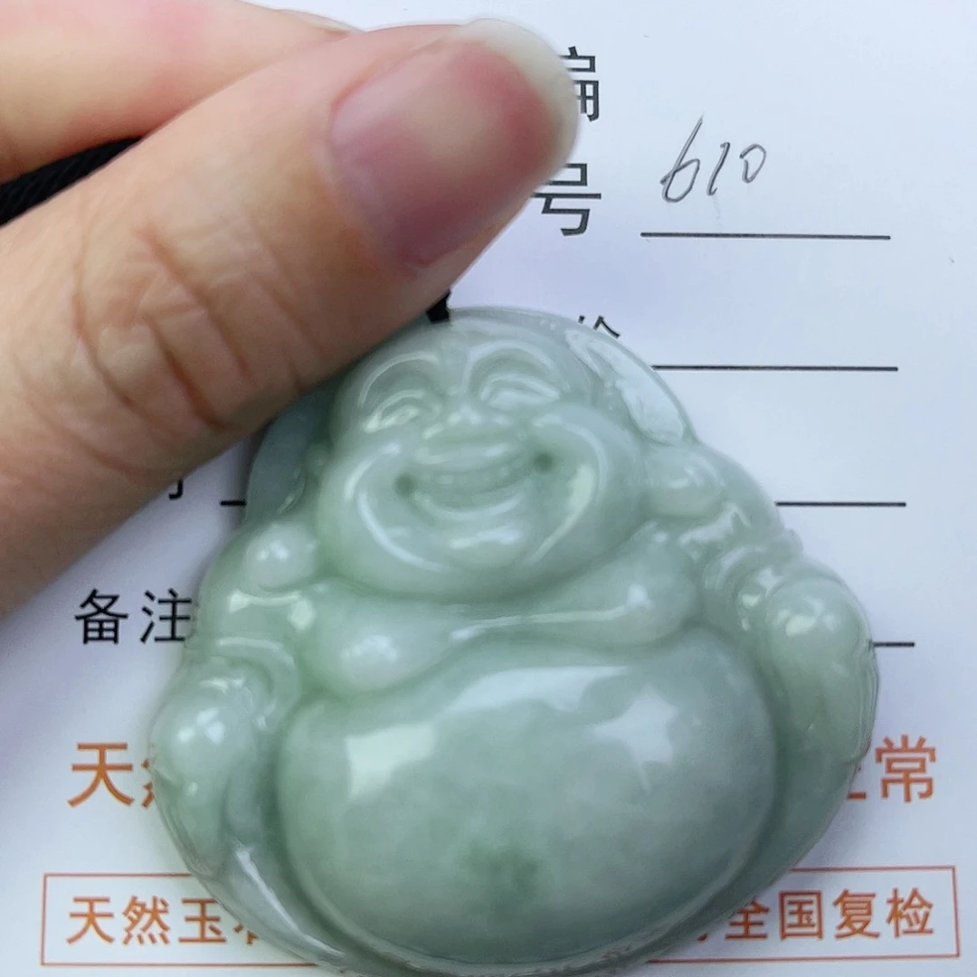 翡翠颈饰未镶嵌佛公