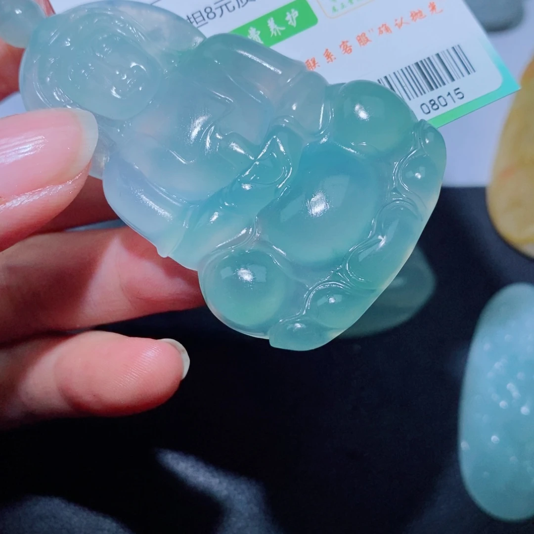 定制翡翠未镶嵌吊坠