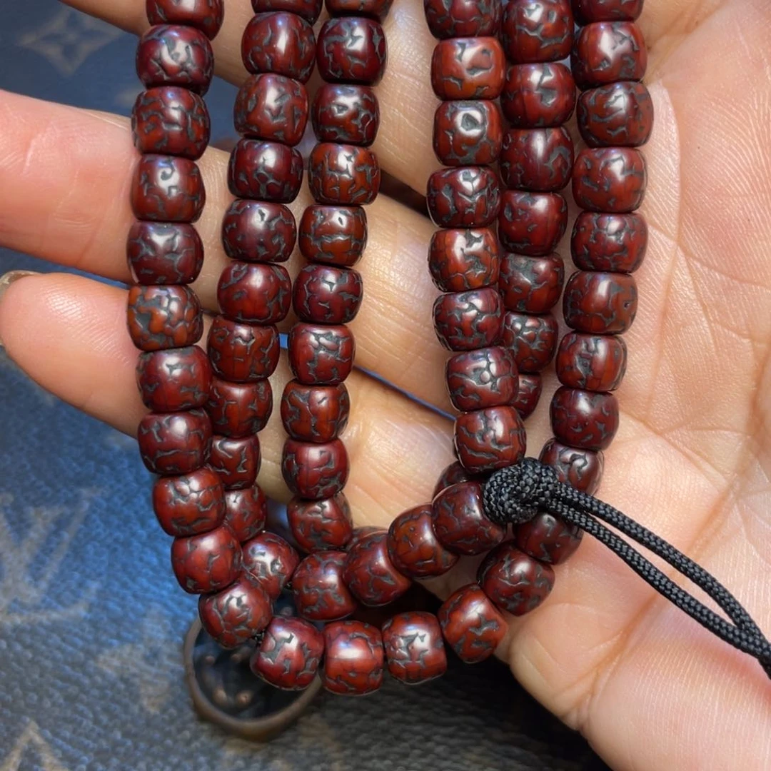 星月菩提手串何*玩小黑