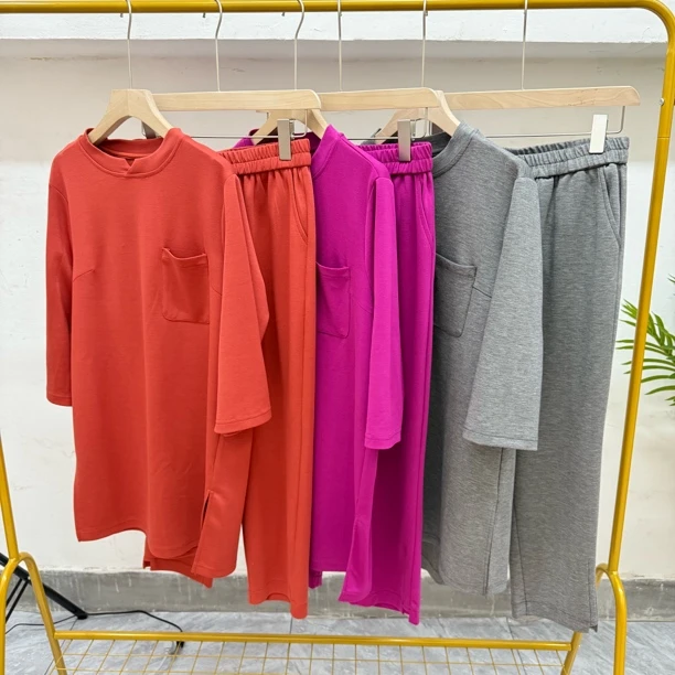 多色休闲时尚宽松百搭显瘦套装