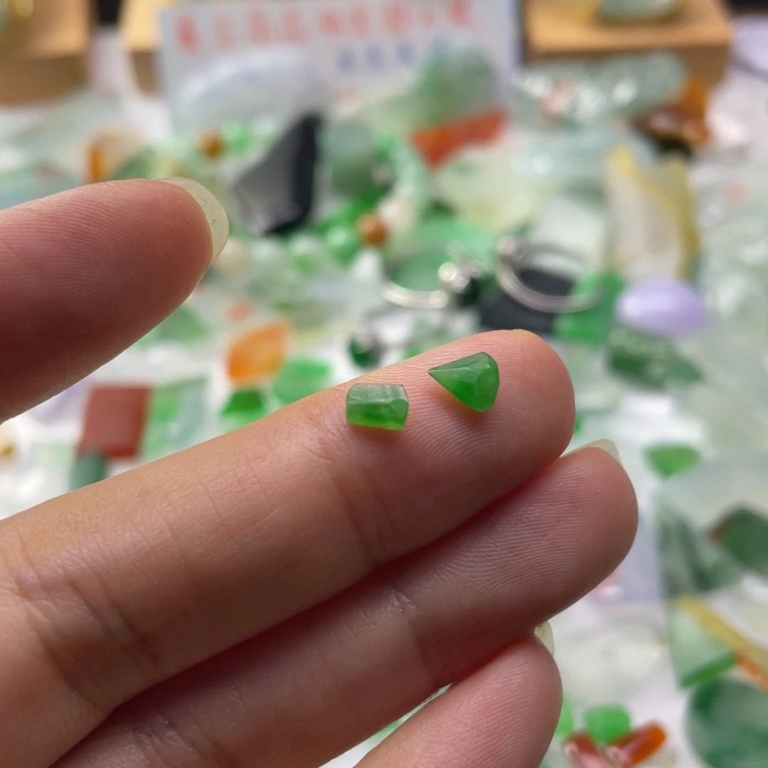 定制翡翠未镶嵌天然缅甸翡翠