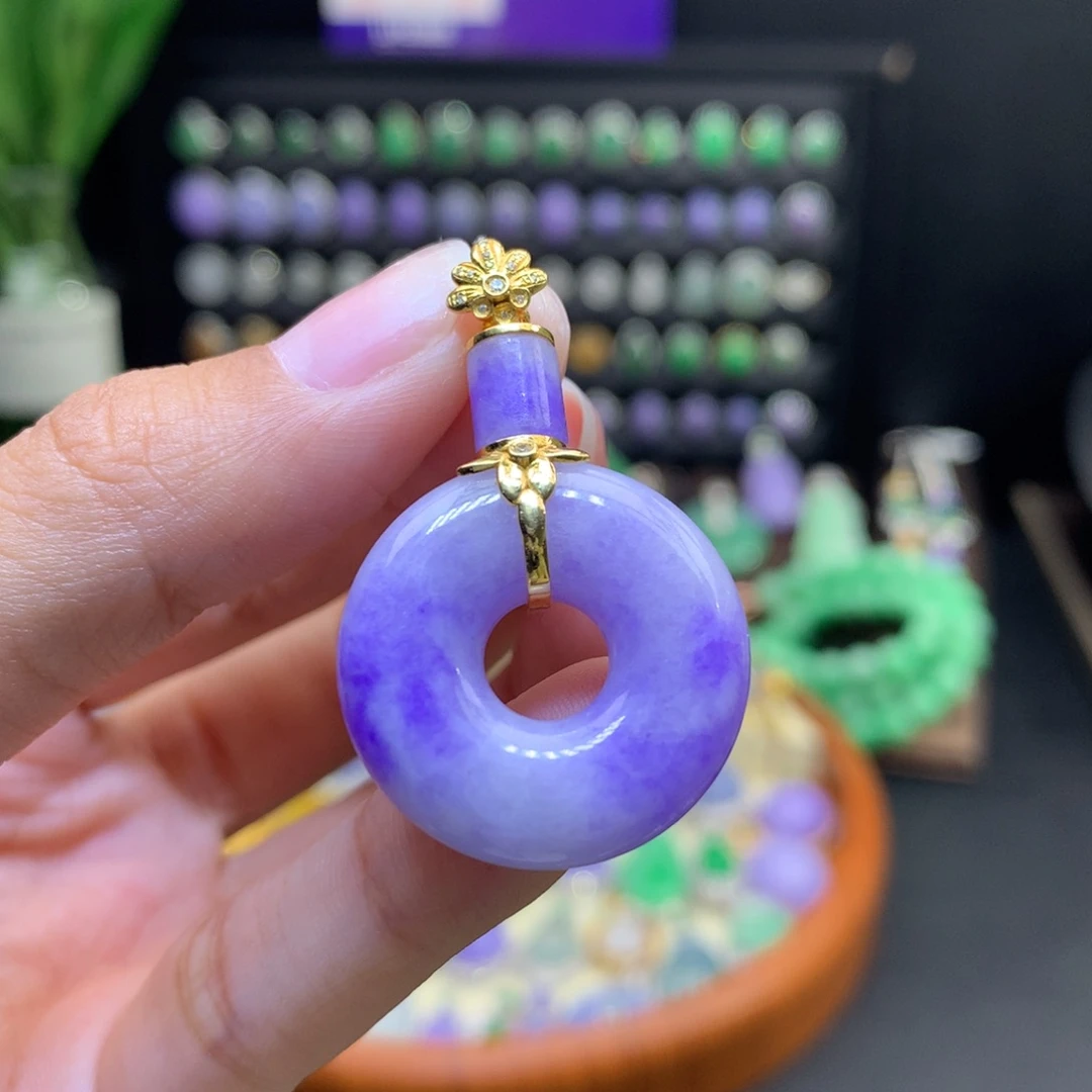 翡翠18K金镶嵌颈饰