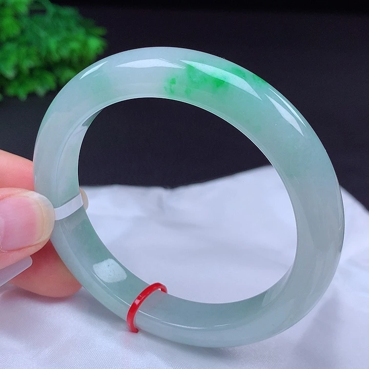 翡翠未镶嵌手镯681303