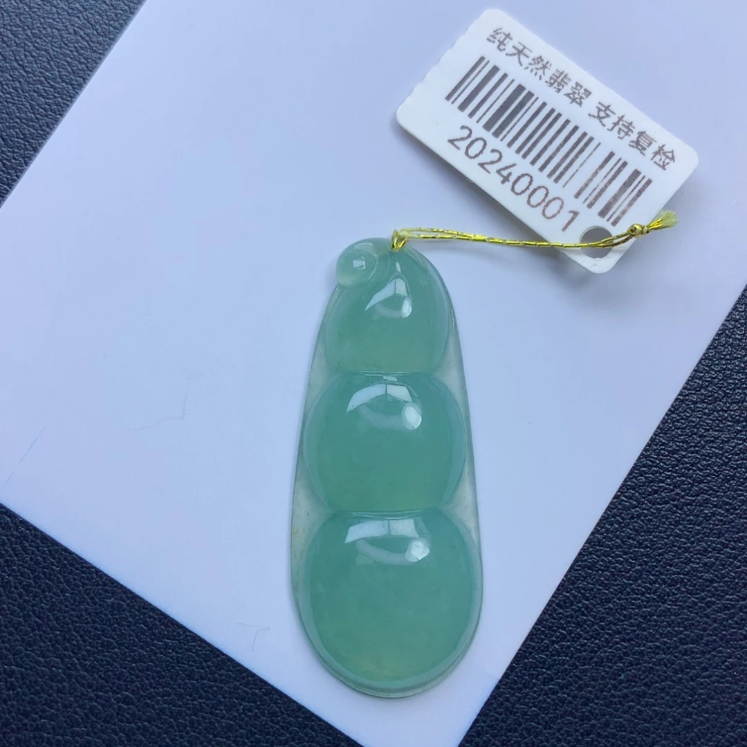 翡翠颈饰未镶嵌福豆