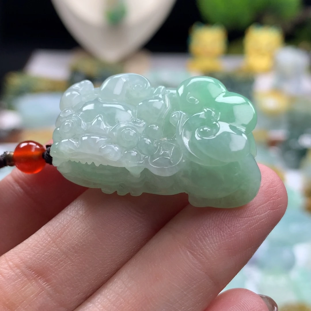 翡翠未镶嵌颈饰翡翠貔貅05