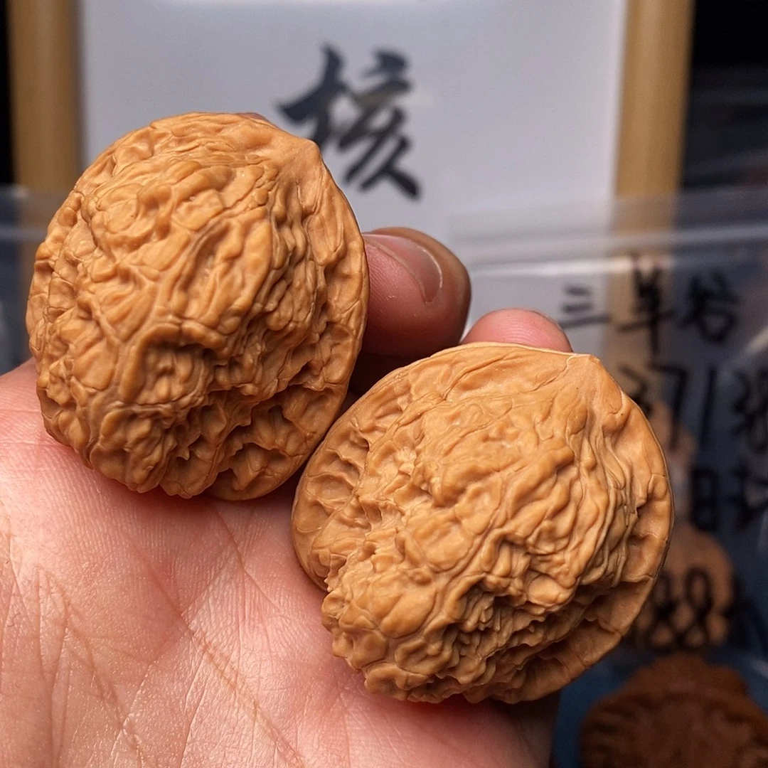 文玩核桃吊坠徐*兔宽城