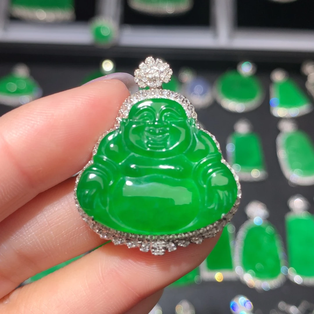 翡翠颈饰18K金镶嵌翡翠