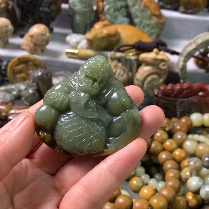 未镶嵌透闪石质玉把件