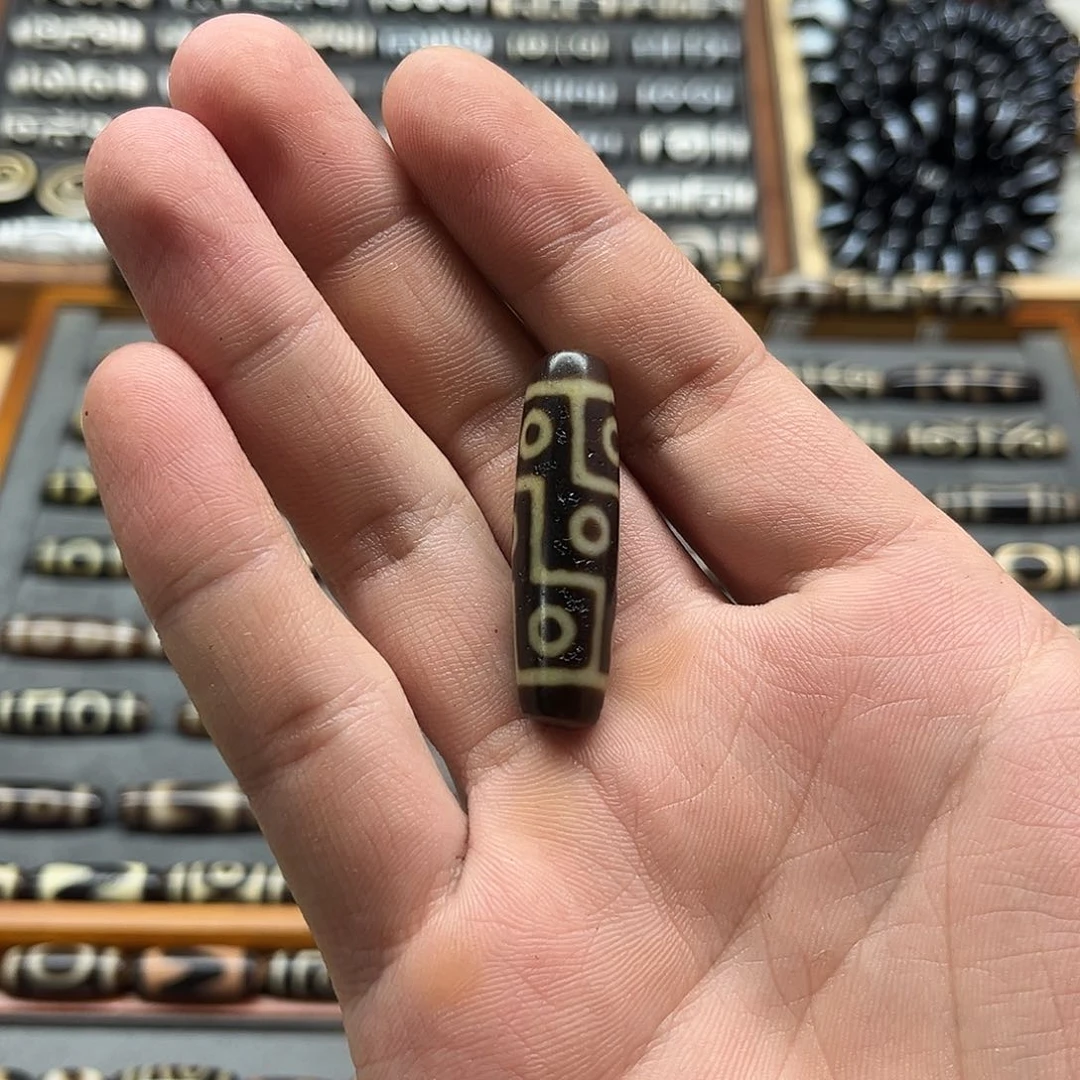 玛瑙/玉髓颈饰未镶嵌小**琦