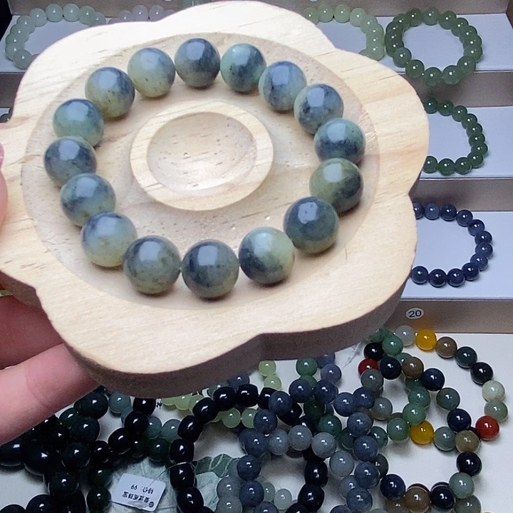 和田玉未镶嵌手串