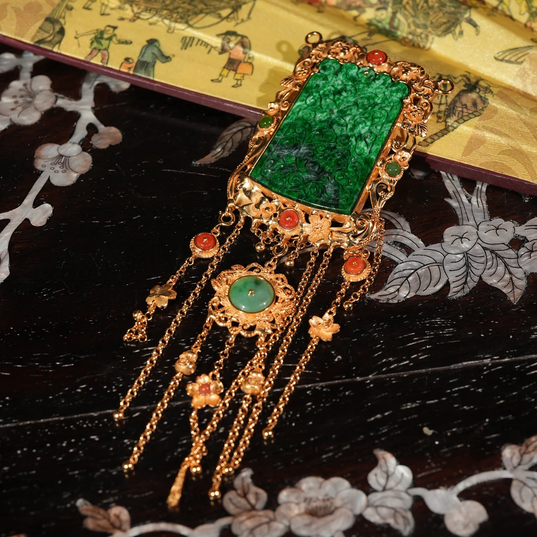 2.19香港王老板-翡翠镶嵌吊坠w1532