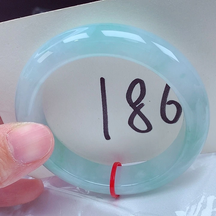 翡翠未镶嵌手镯翡翠