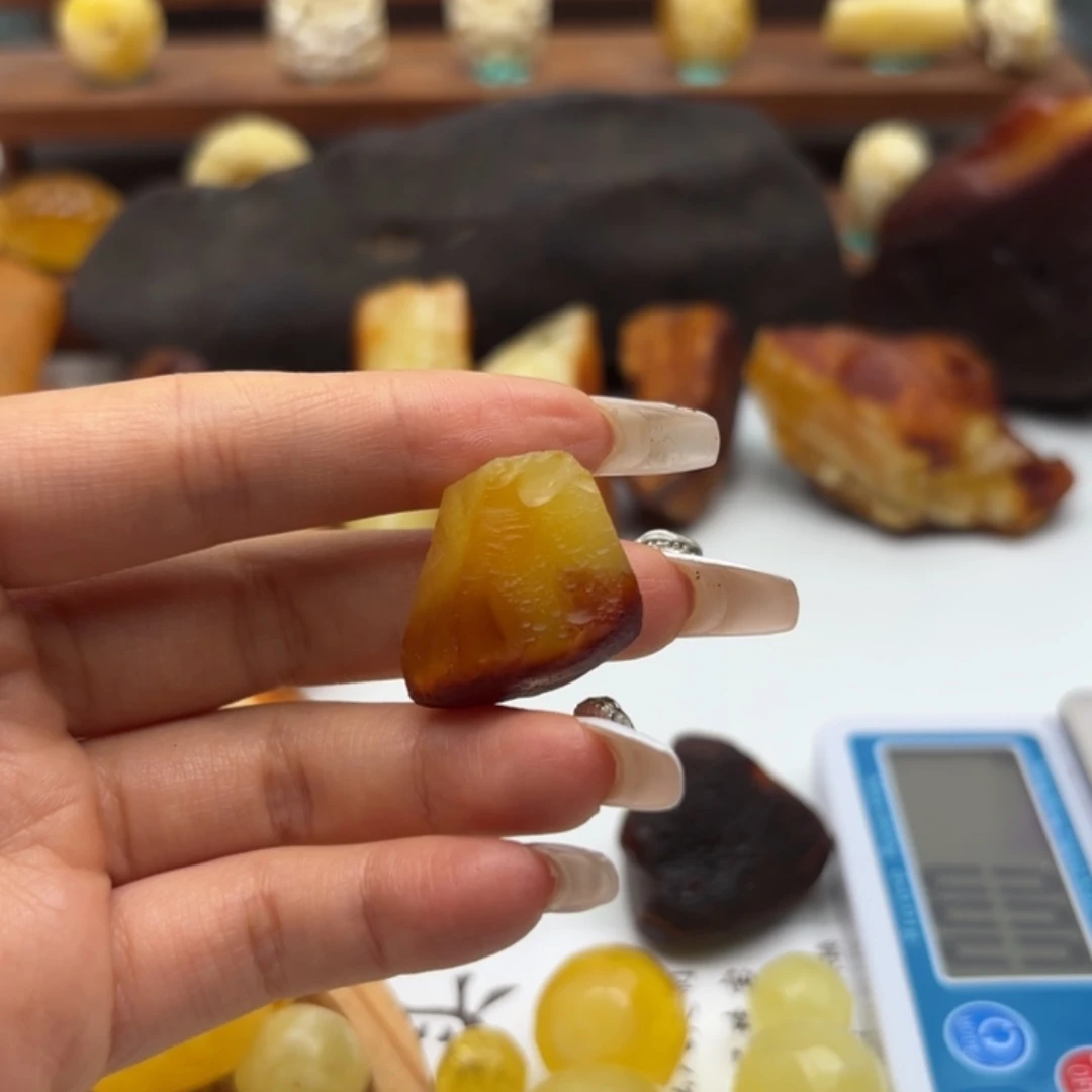 G***、定制琥珀未镶嵌不退不换