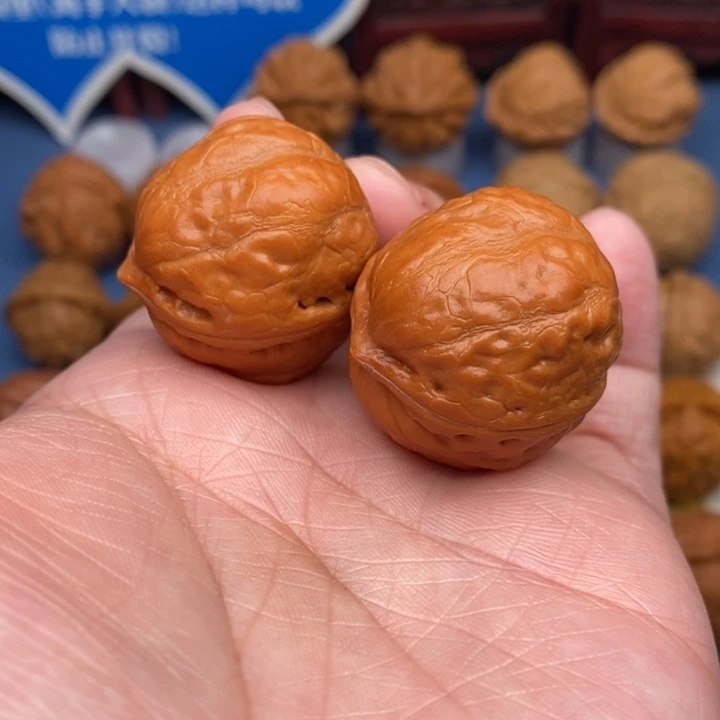 文玩核桃把件水晶蟾