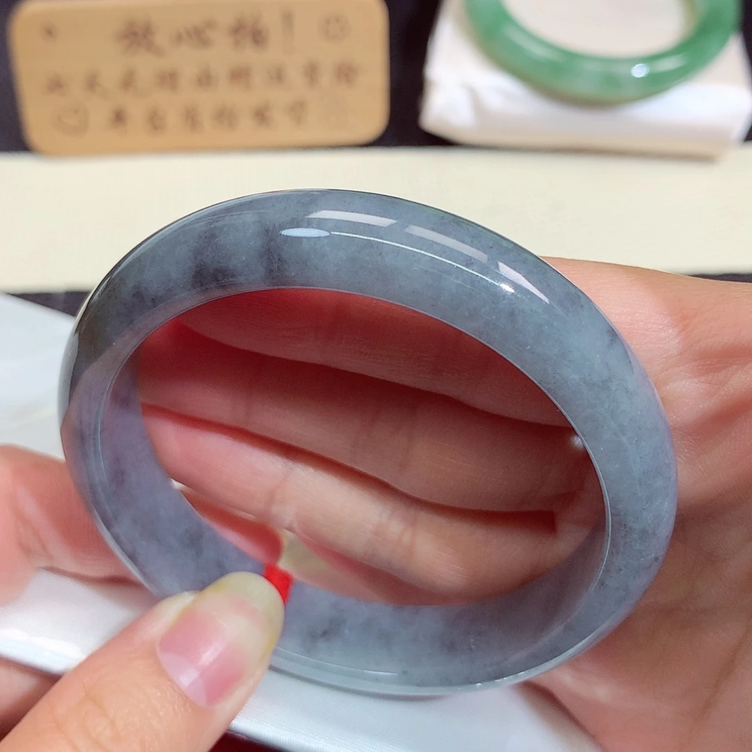 翡翠未镶嵌手镯373
