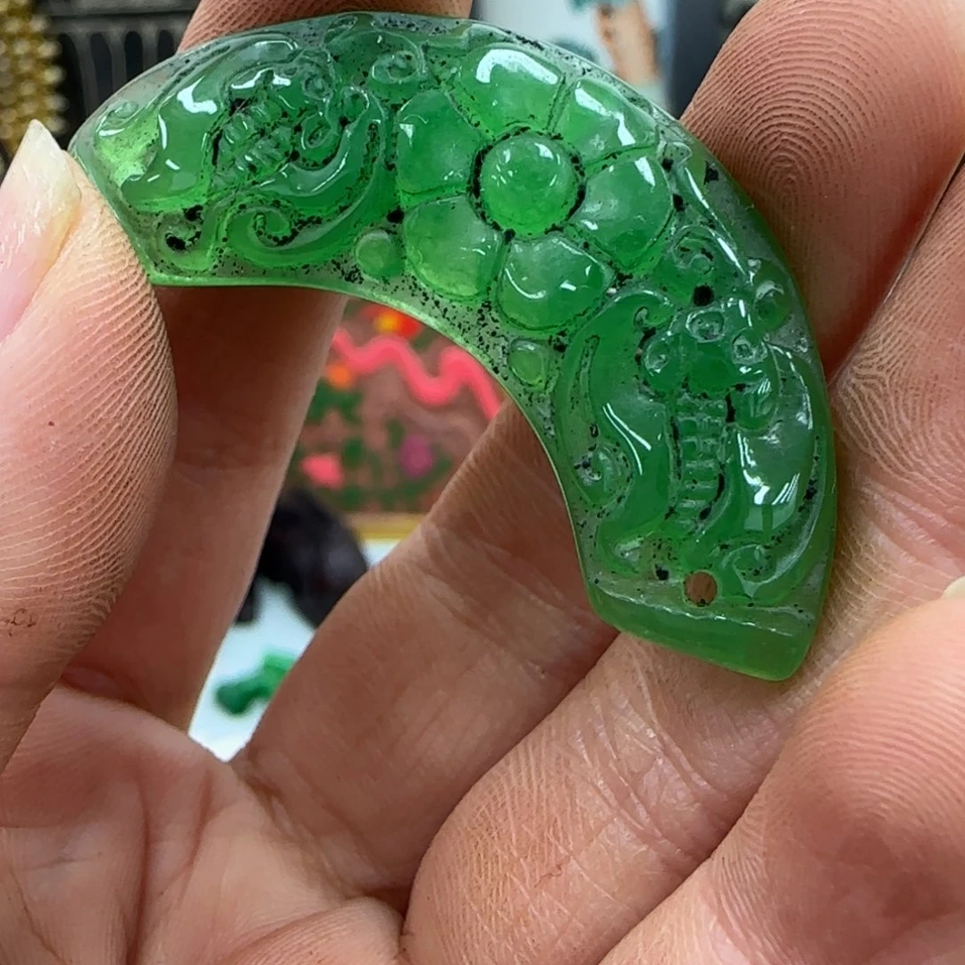 未镶嵌和田玉（糖玉）挂件