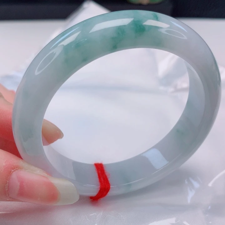 翡翠未镶嵌手镯54圈