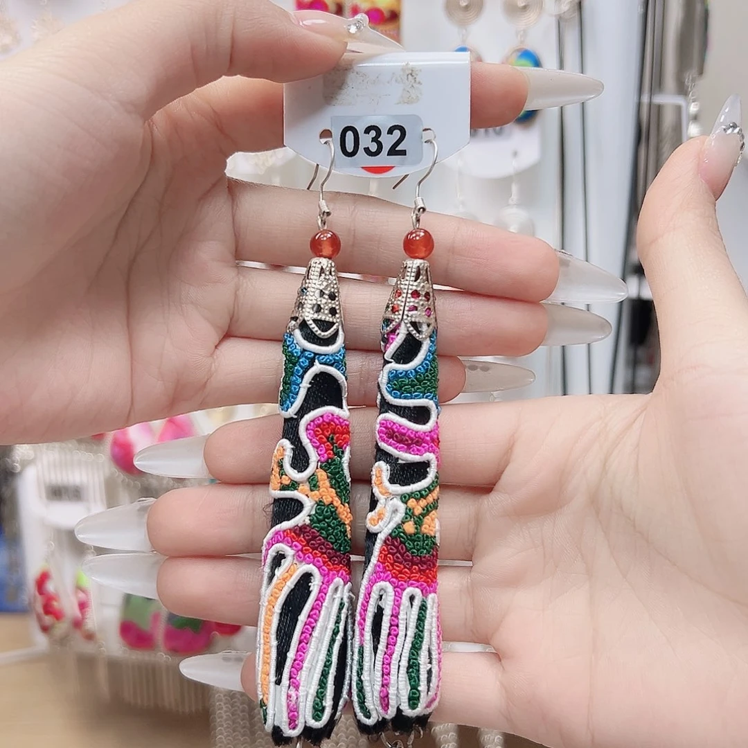 核桃手串/手链刺绣耳环老绣