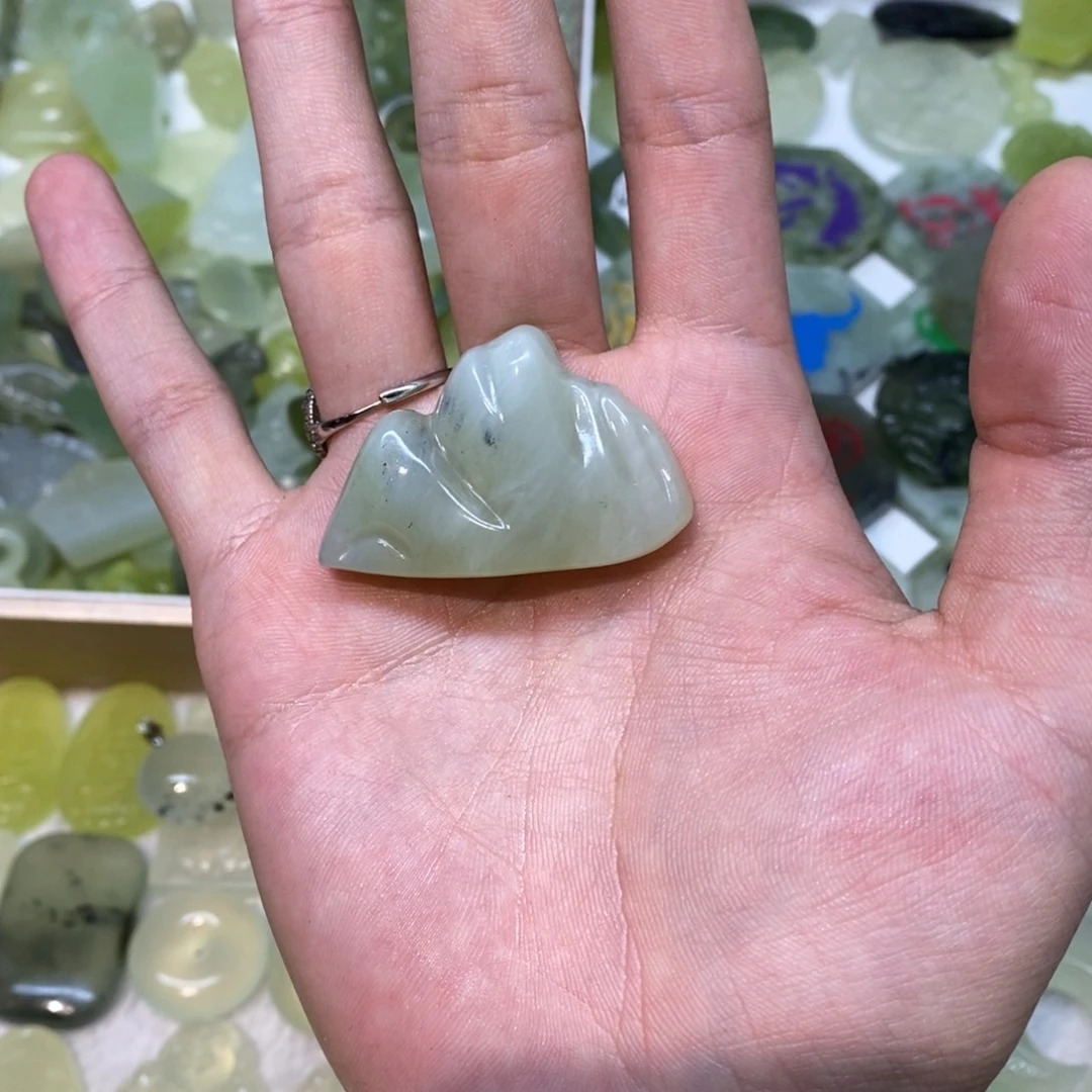 岫玉未镶嵌吊坠(不含链)两单包邮