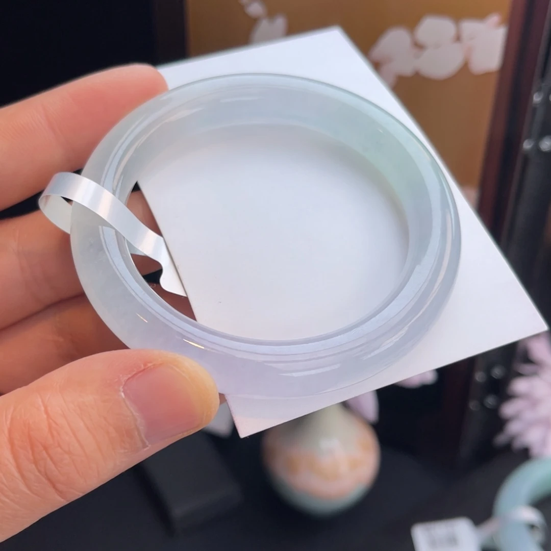 翡翠手镯（圆镯）未镶嵌