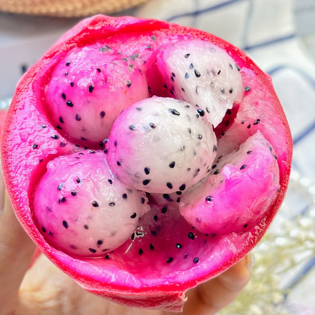 双色火龙果海南新品种脆甜汁多甜而不腻风味十足皮薄可食用率高