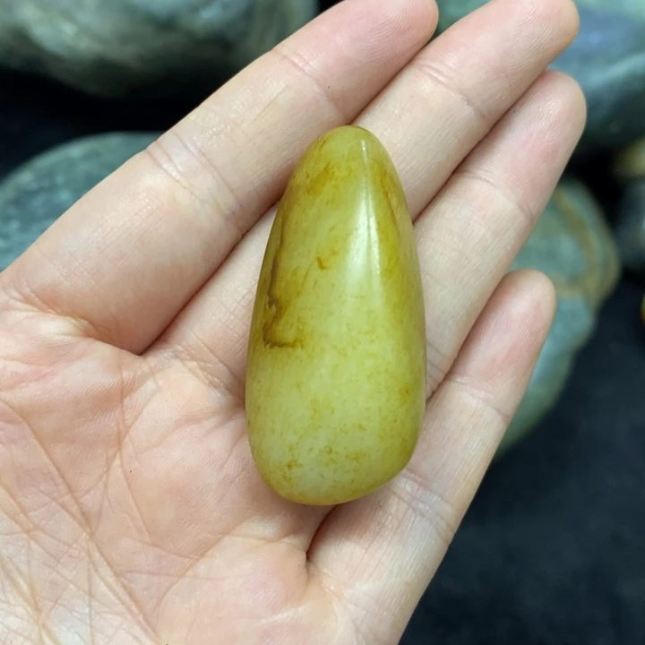 未镶嵌和田玉（糖玉）挂件