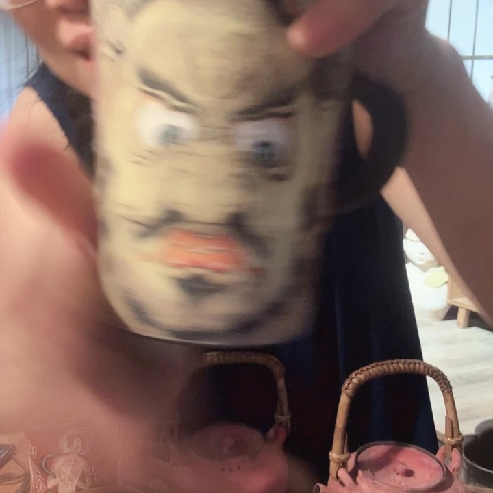 西***裕手工制作各种精美陶瓷
