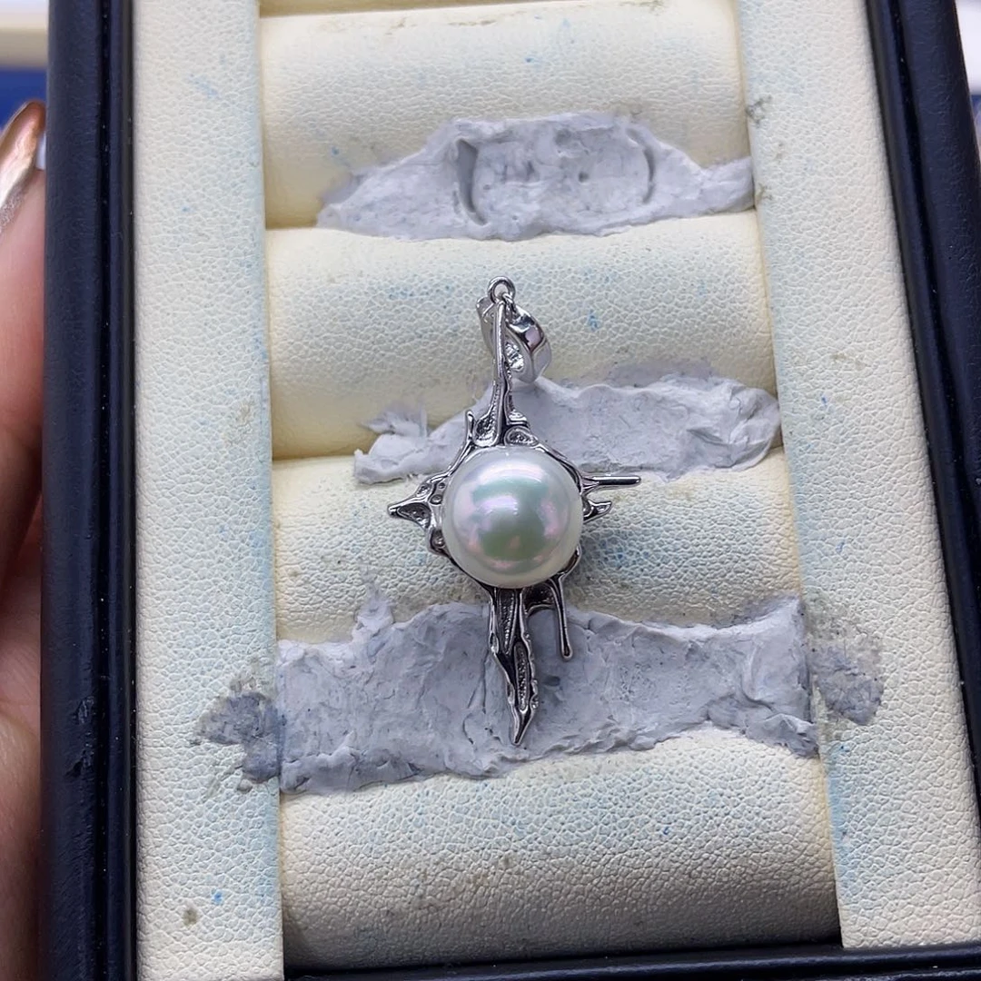 海水珍珠颈饰银S925镶嵌澳白宝石光克罗心吊坠