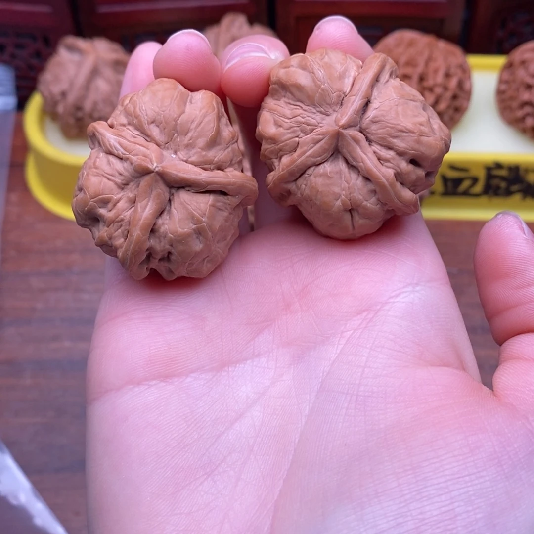 吊坠文玩核桃乌****嫑蛤蟆头三棱