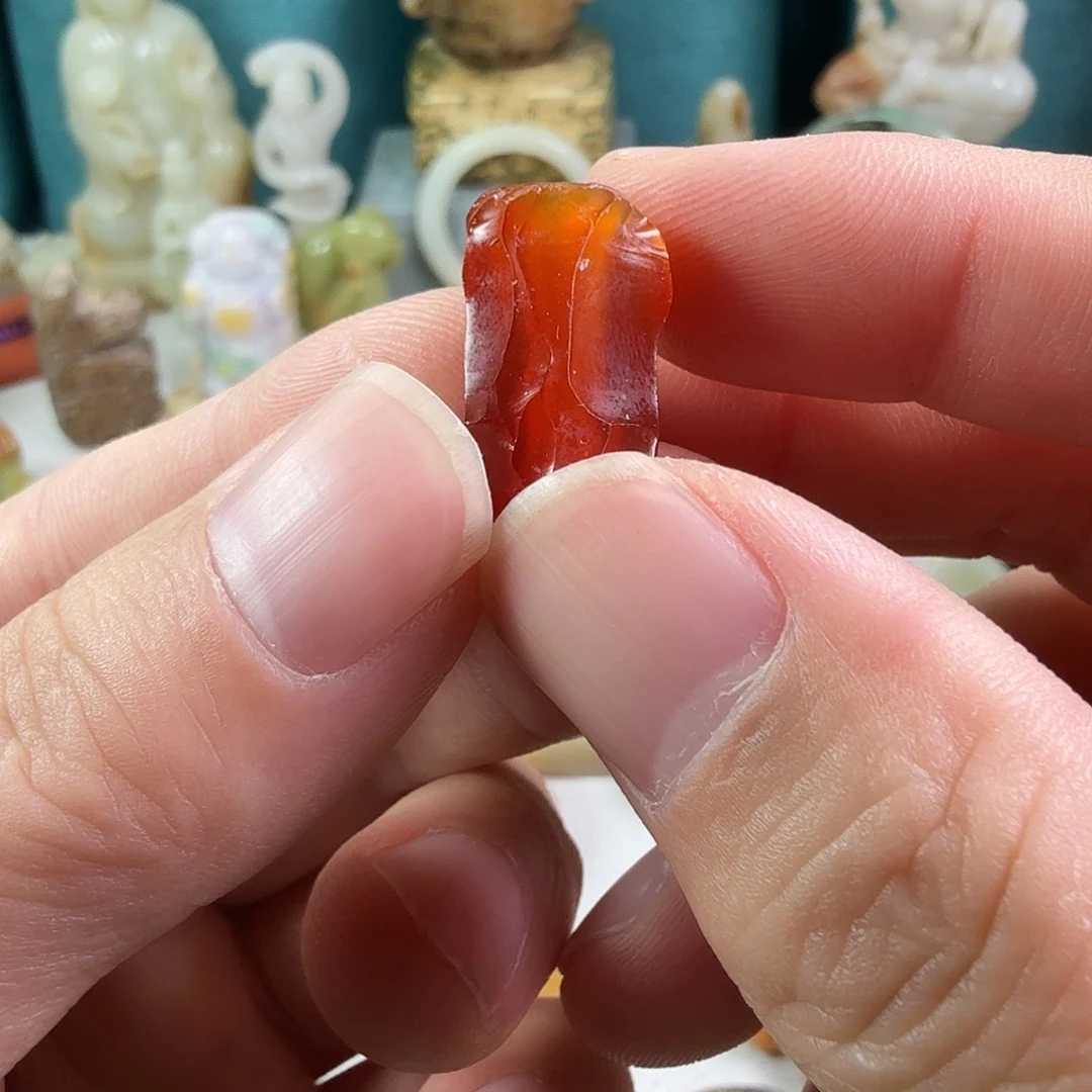 奋***蚁和田玉（糖玉）未镶嵌挂件