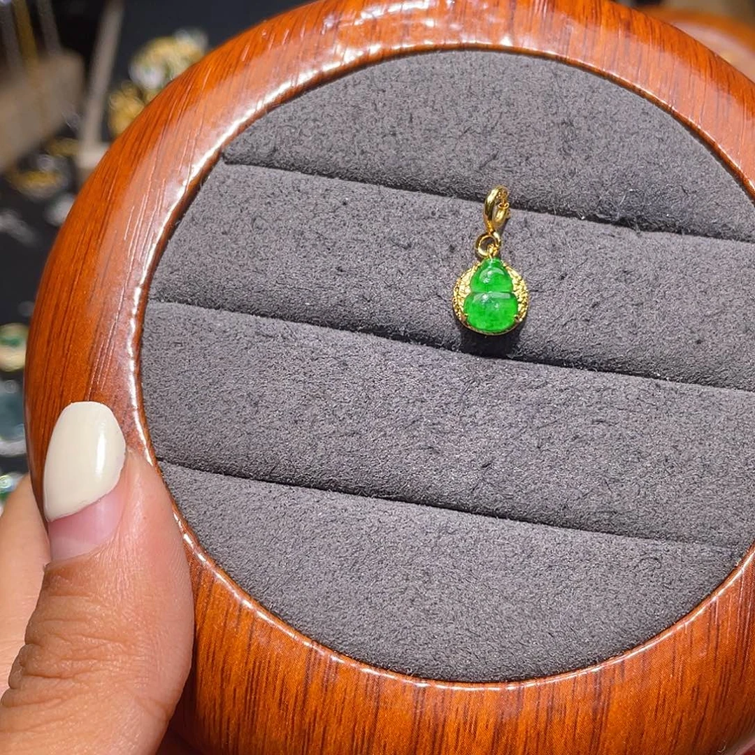 翡翠银S925镶嵌颈饰