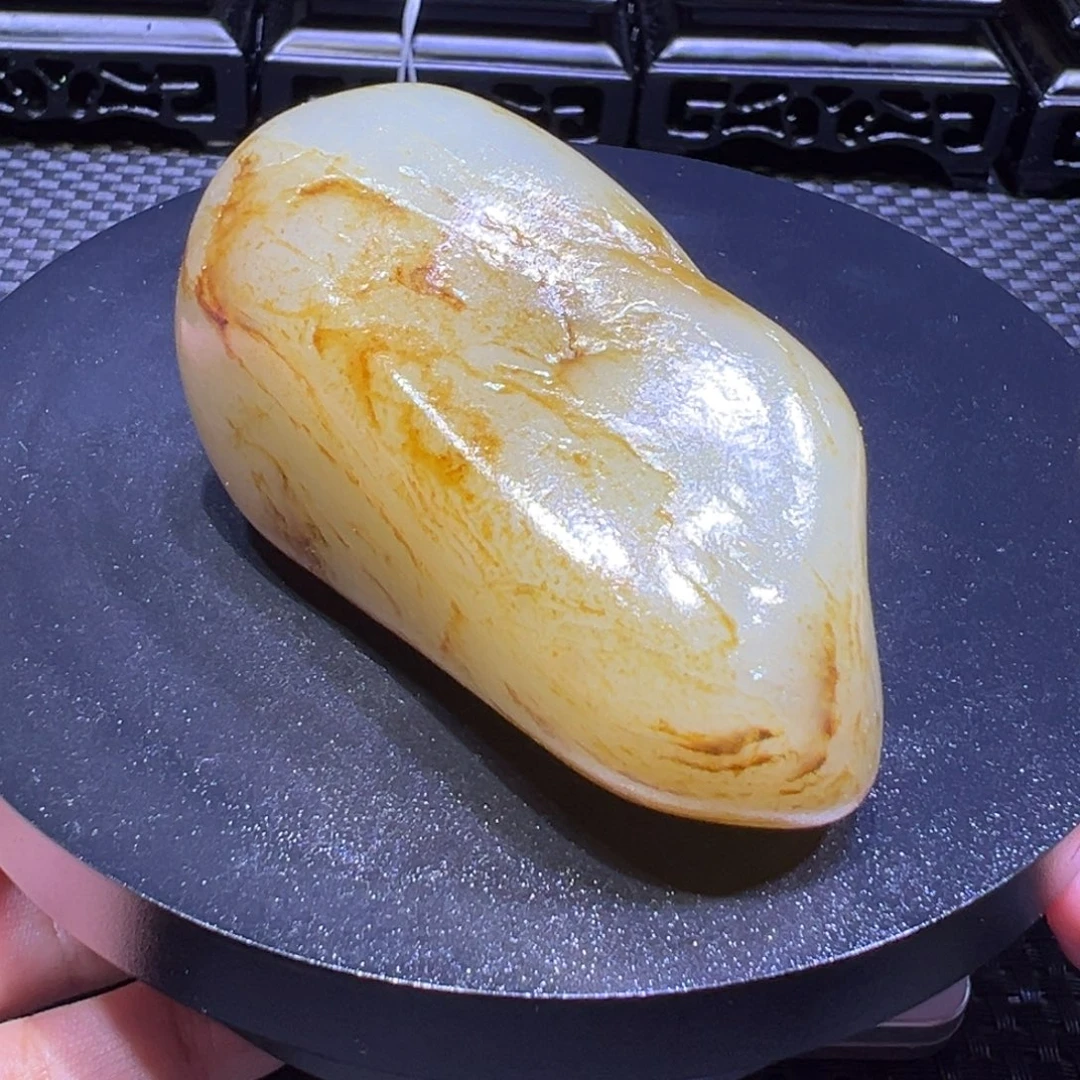 和田玉（子料）未镶嵌颈饰149克-4