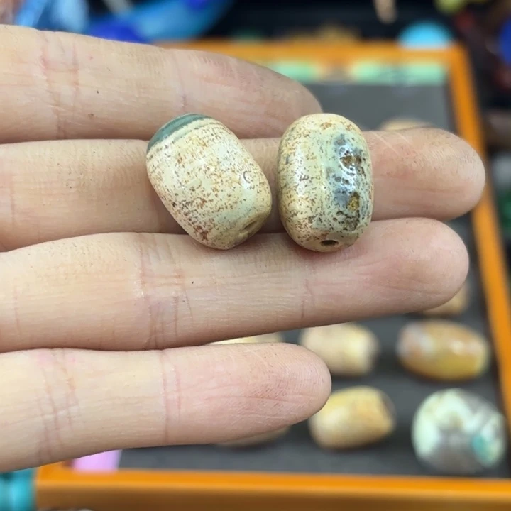 青****玛瑙/玉髓颈饰未镶嵌