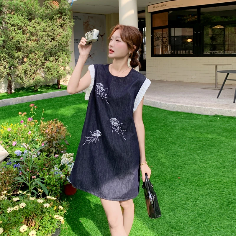 复古减龄无袖刺绣连衣裙2025夏季新款小个子气质韩系ins风娃娃裙