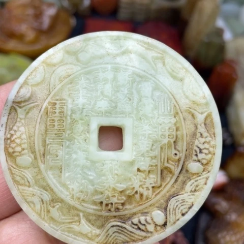 蛇纹石玉未镶嵌颈饰20