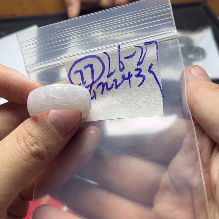 定制翡翠未镶嵌明天