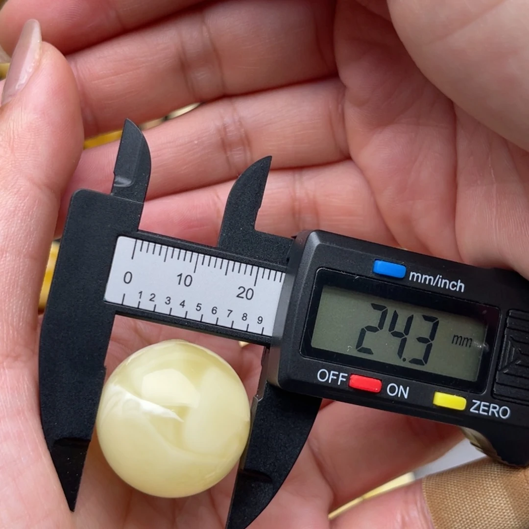 裸石琥珀未镶嵌蜜蜡圆珠梦