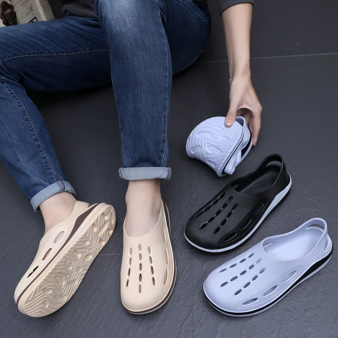 新款居家两用沙滩洞洞鞋男士外穿夏季防滑耐磨透气包头鞋防水网红