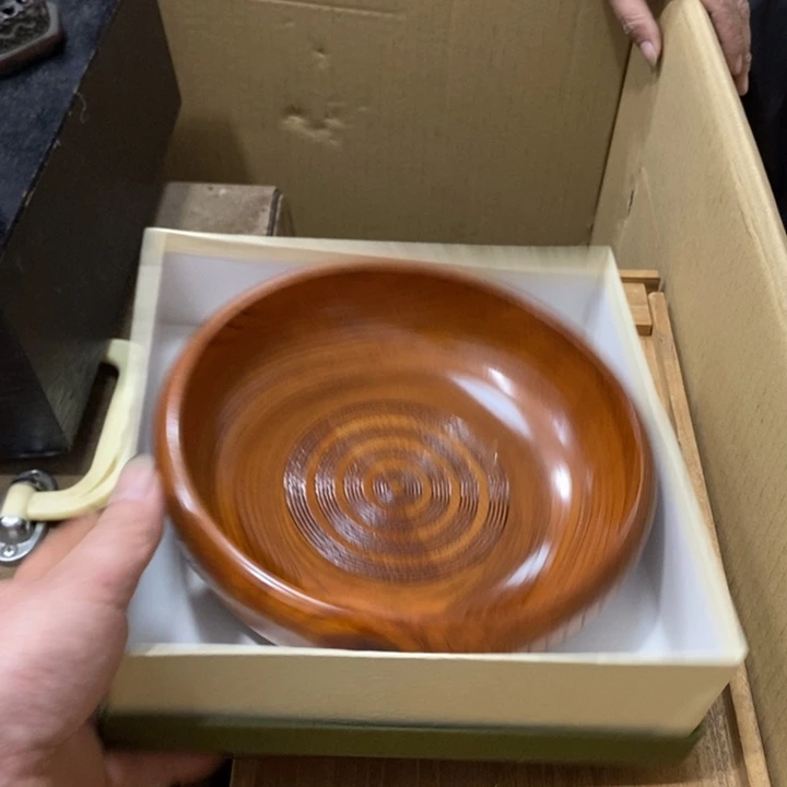 中古品有微瑕，谨慎入手