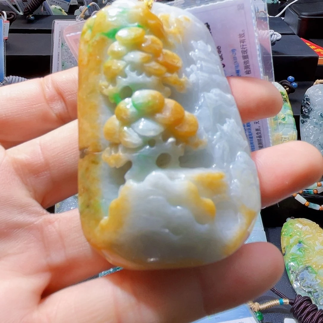 颈饰未镶嵌翡翠一